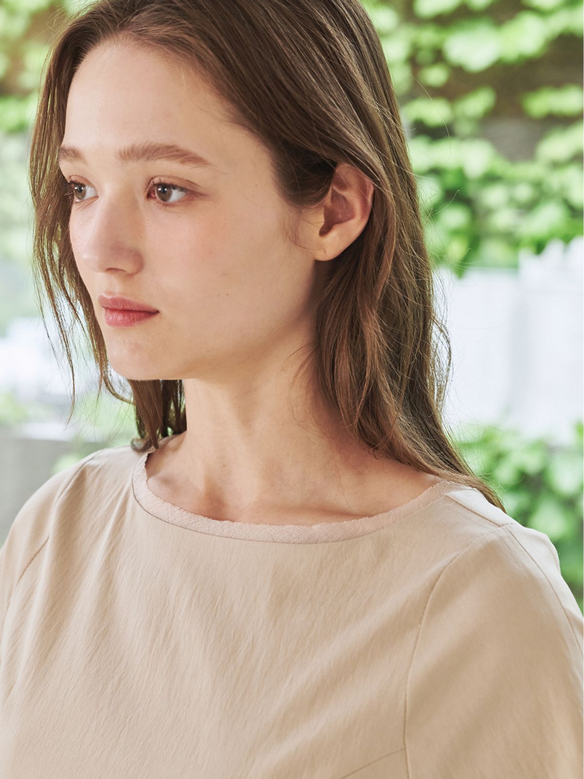 누브(NOUVE) 보트넥 쉬폰 레이어드 드레스 - 베이지 / Boat Neck Chiffon Layered Dress - Beige