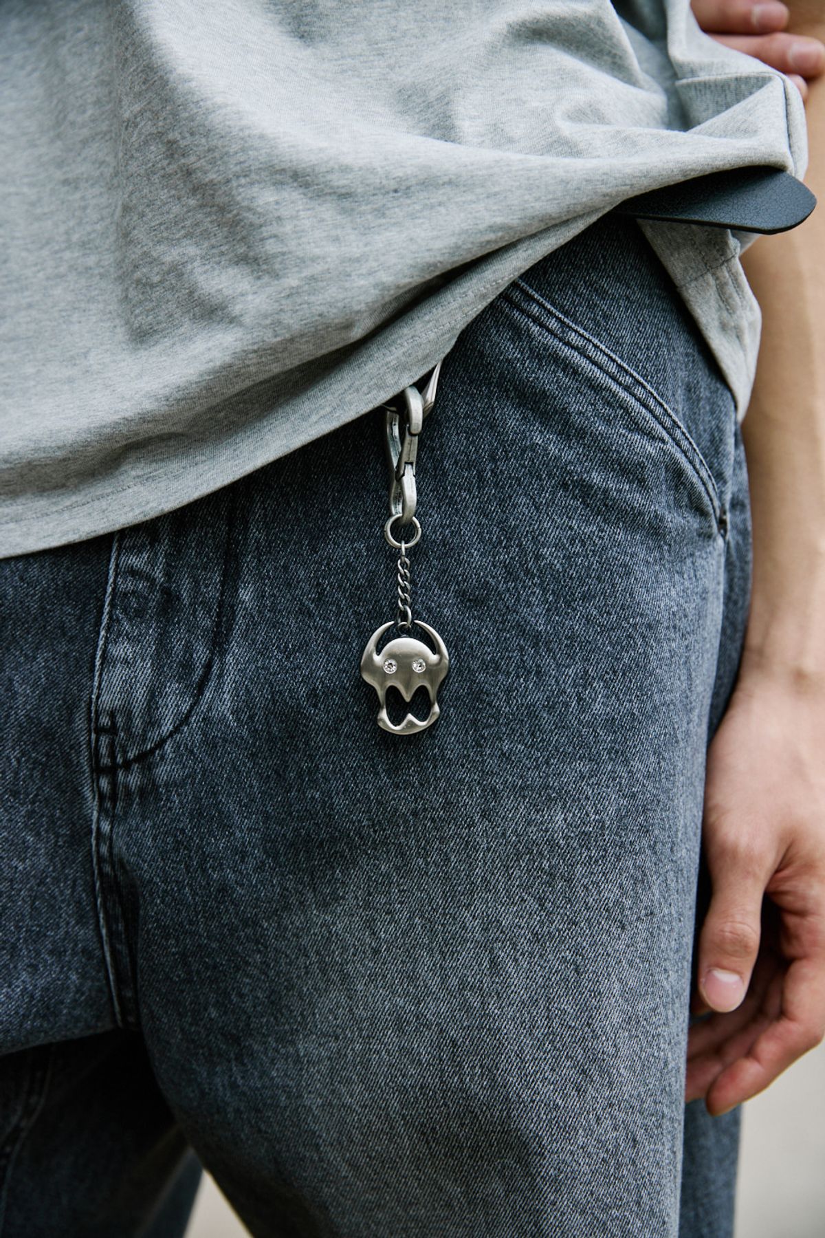 해칭룸(HATCHINGROOM) Skull Gem Keyring