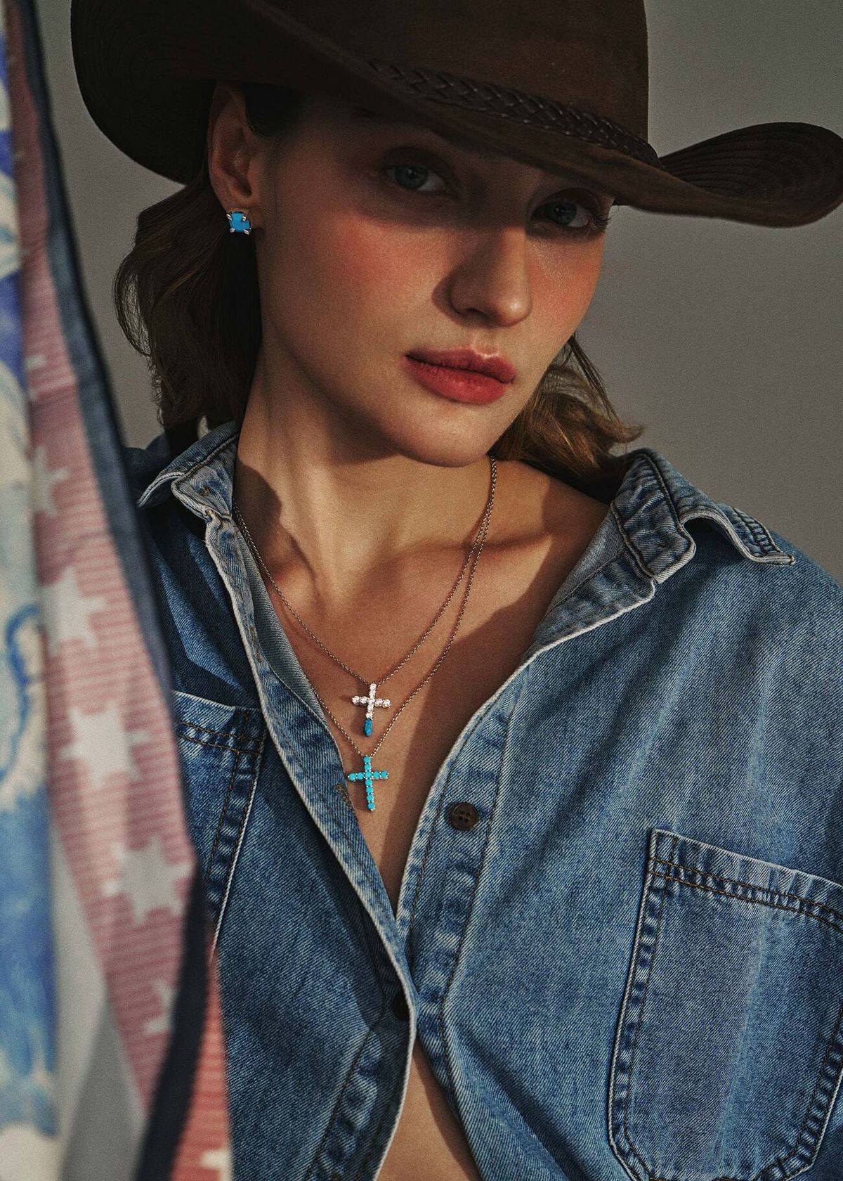 아논(ANON) Turqouise Long Cross Necklace