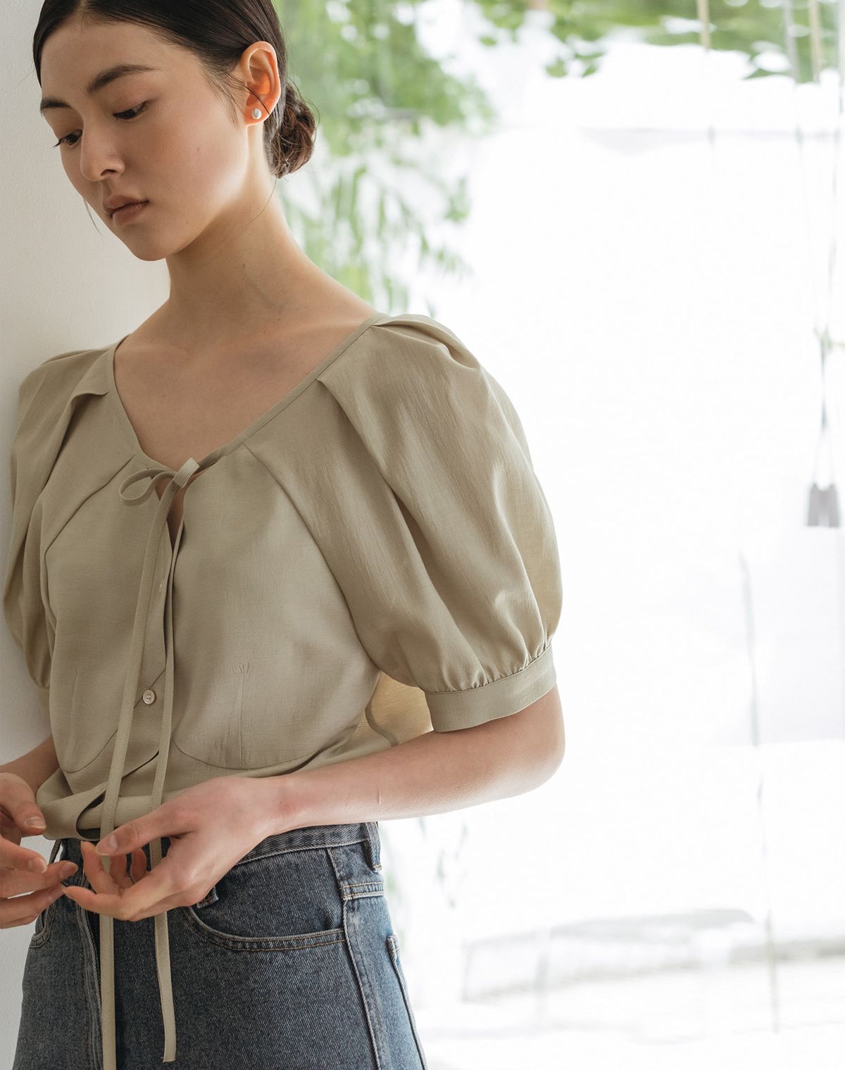 지에마르(GIEMAR) HEART BLOUSE OLIVE  하트 블라우스 올리브