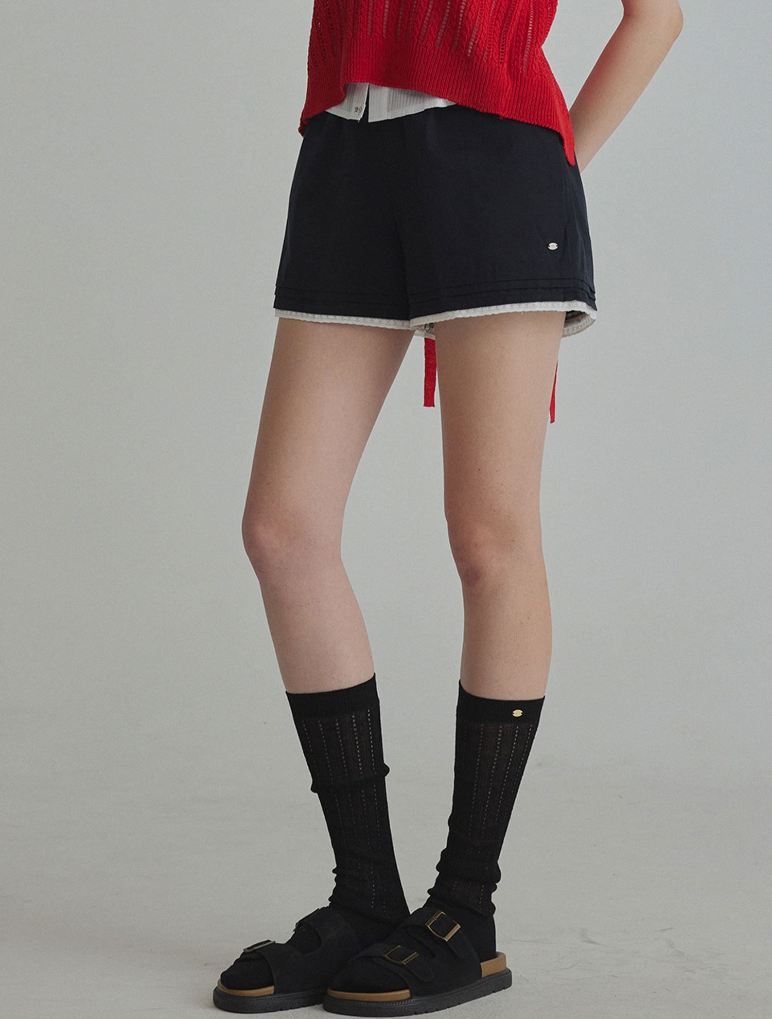 MUSINSA | TWEE Rohem lace color banding short pants