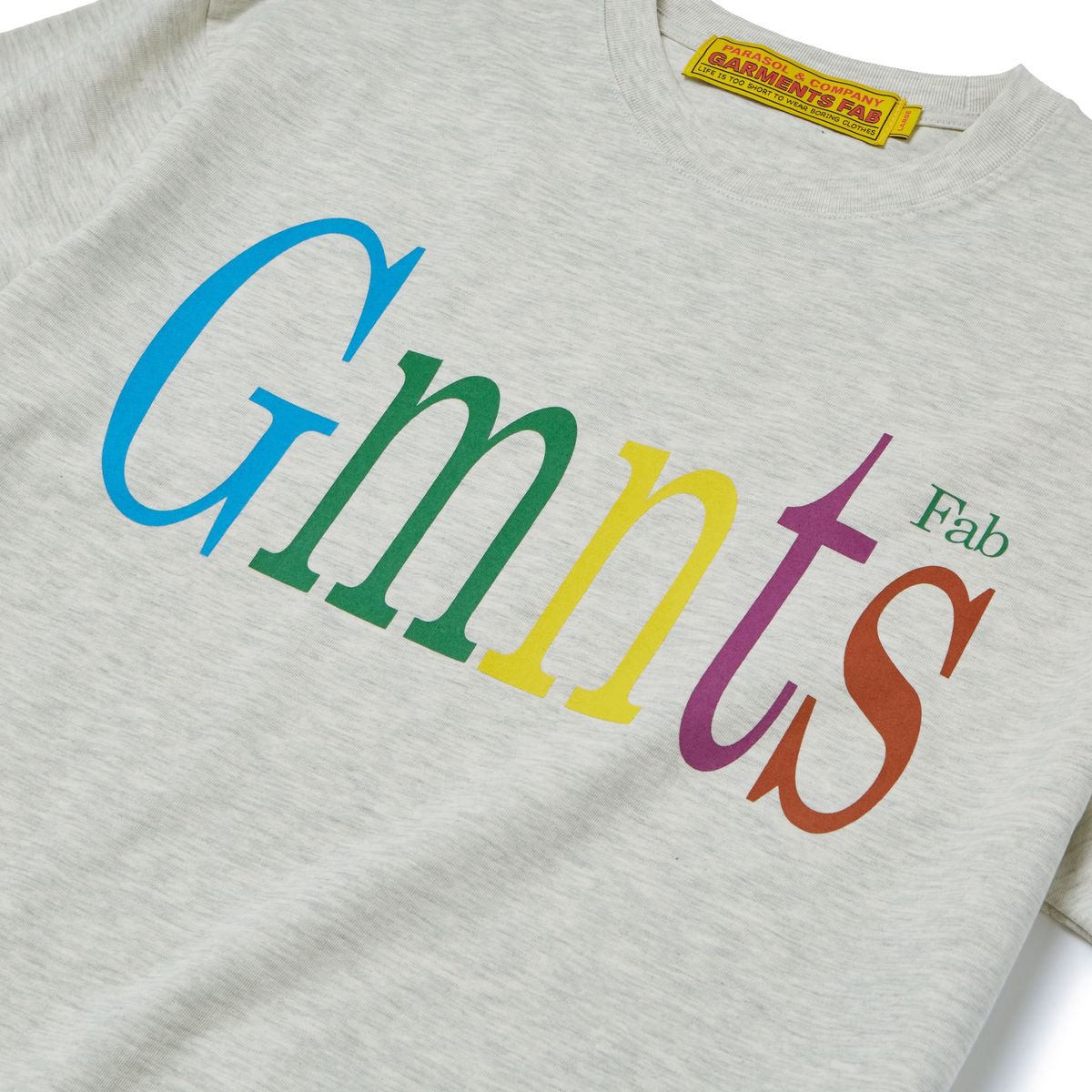 가먼츠팹(GARMENTS FAB) Rainbow GMNTS Tee (OATMEAL)