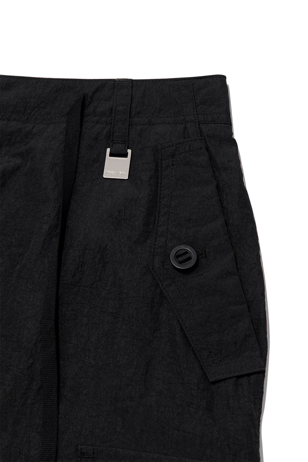 MUSINSA公式 | MATIN KIM STRING NYLON CARGO SKIRT IN BLACK
