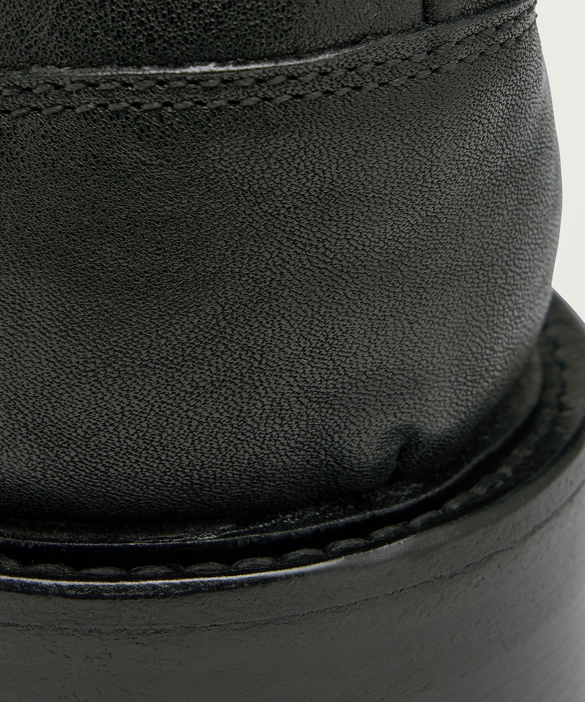 라스트뮤지엄(LASTMUSEUM) British Derby Shoes Black, 2025