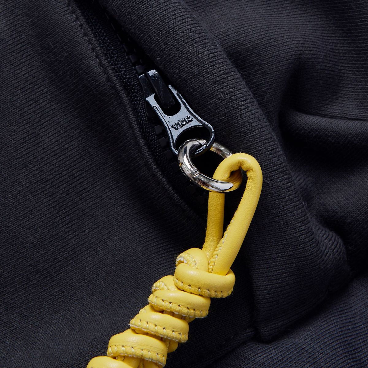 가먼츠팹(GARMENTS FAB) Cargo Bermuda Sweatpants (CHARCOAL)