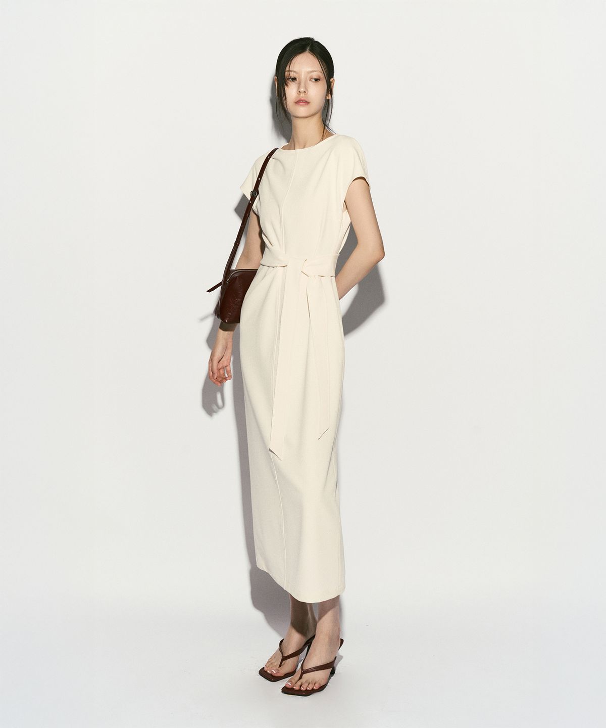 리이(RE RHEE) TIE DETAIL MIDI DRESS IVORY