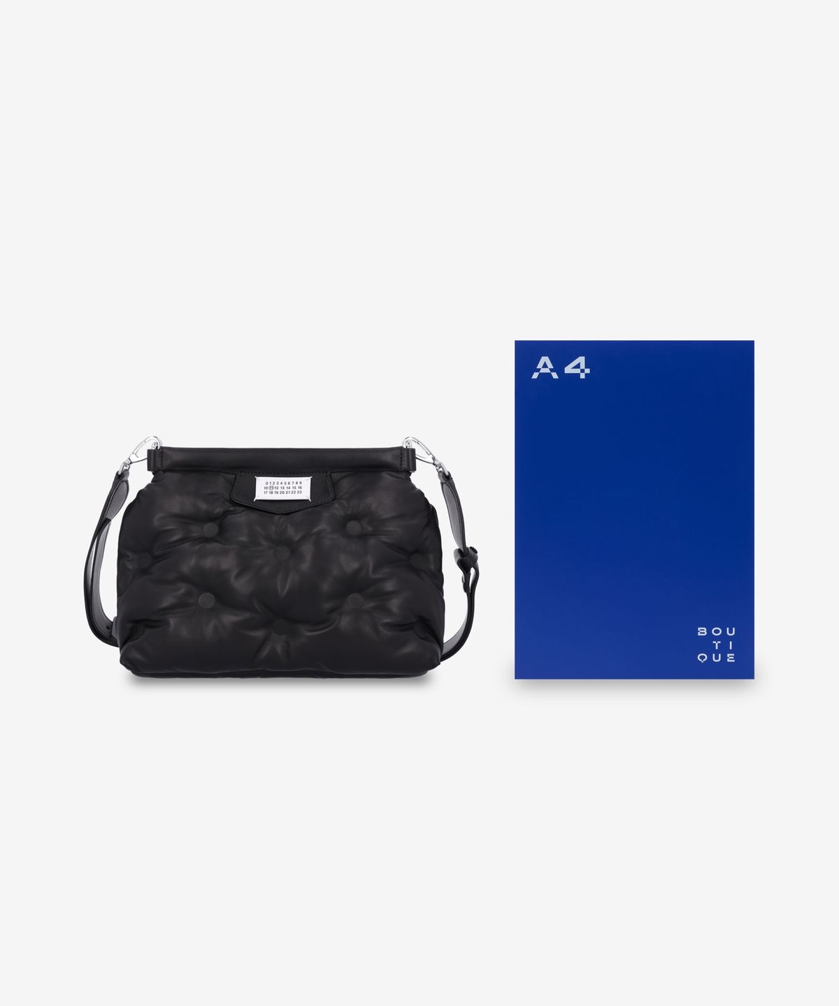 메종 마르지엘라(MAISON MARGIELA) 글램 슬램 클래식 스몰 숄더백 - 블랙 / SB1WG0028P4300T8013