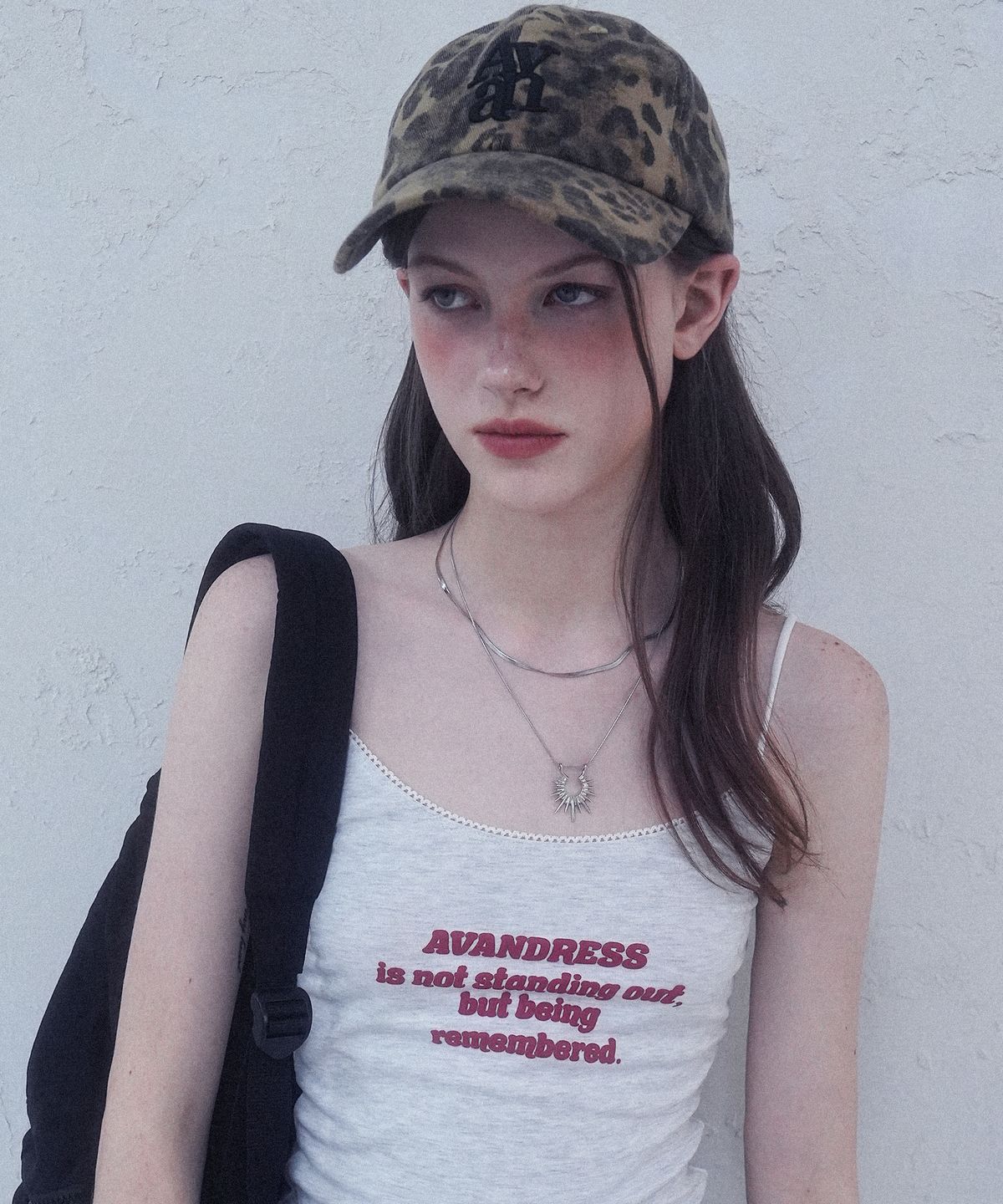 어반드레스(AVANDRESS) Embo Leopard Aa Cap - 2COL