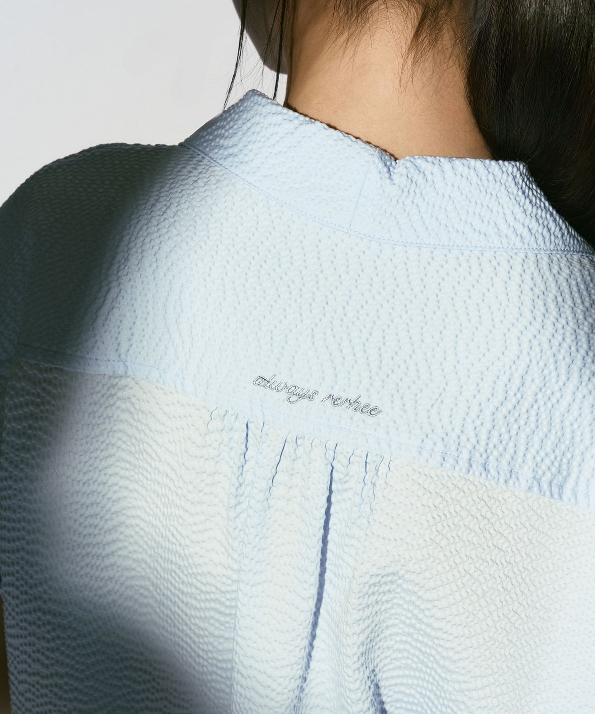 리이(RE RHEE) SEERSUCKER HALF SLEEVE SHIRTS CLOUD