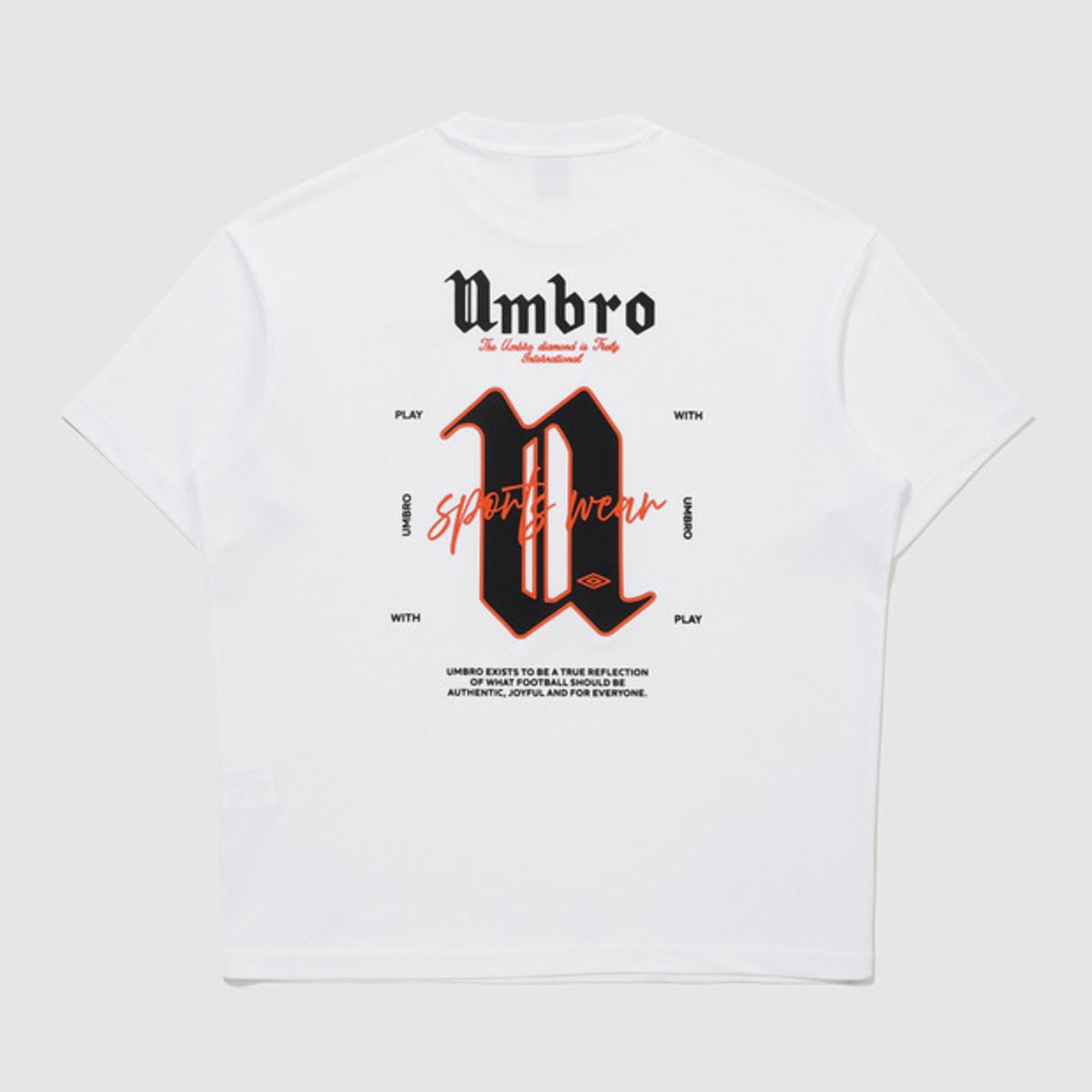 엄브로(UMBRO) 쿨피케 레터 반팔 티셔츠 화이트(UQ321CRS73)