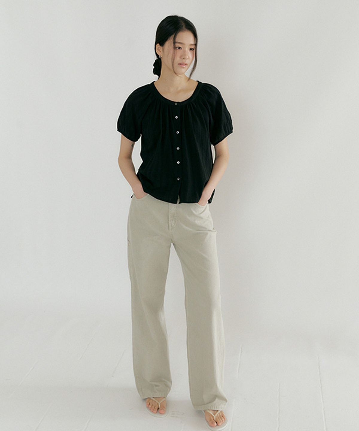 링서울(LINGSEOUL) jacquard shirring blouse-black