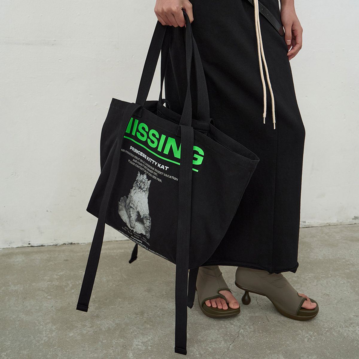 엘씨디씨티엠(LCDC™) KAT PRINT SHOULDER BAG (BLACK)