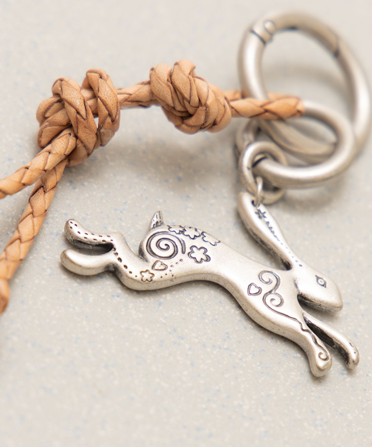 【韓国のみ】 TOWTOW.ARCHIVE Moon Rabbit Keyring Silver MUSINSA | TOWTOW ARCHIVE Moon Rabbit Keyring Silver