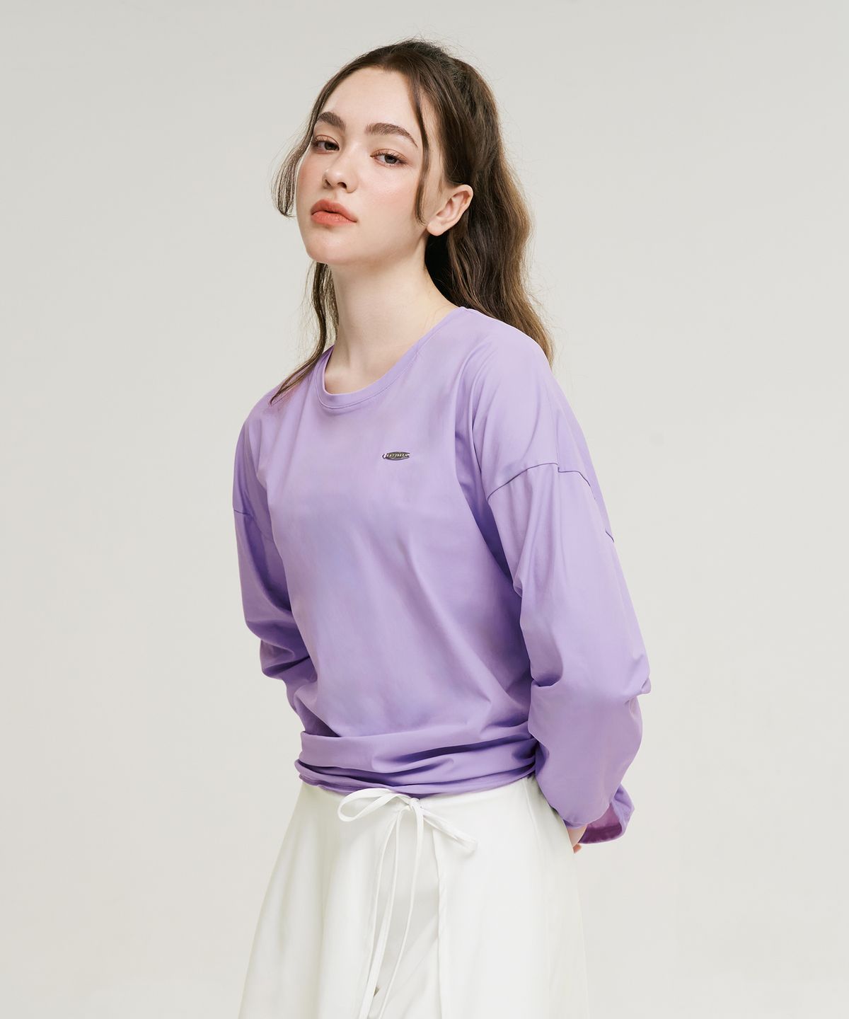 레이지비(LAZYBEE) 에어파스텔 스트링 루즈핏 여성 롱슬리브 래쉬가드 라벤더