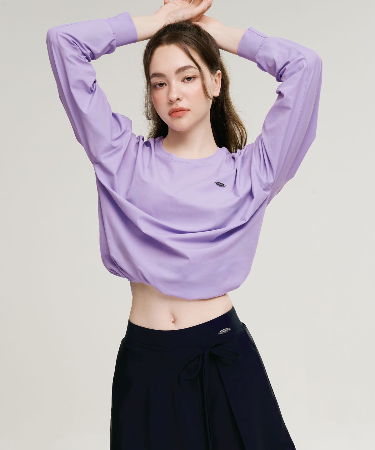 레이지비(LAZYBEE) 에어파스텔 스트링 루즈핏 여성 롱슬리브 래쉬가드 라벤더