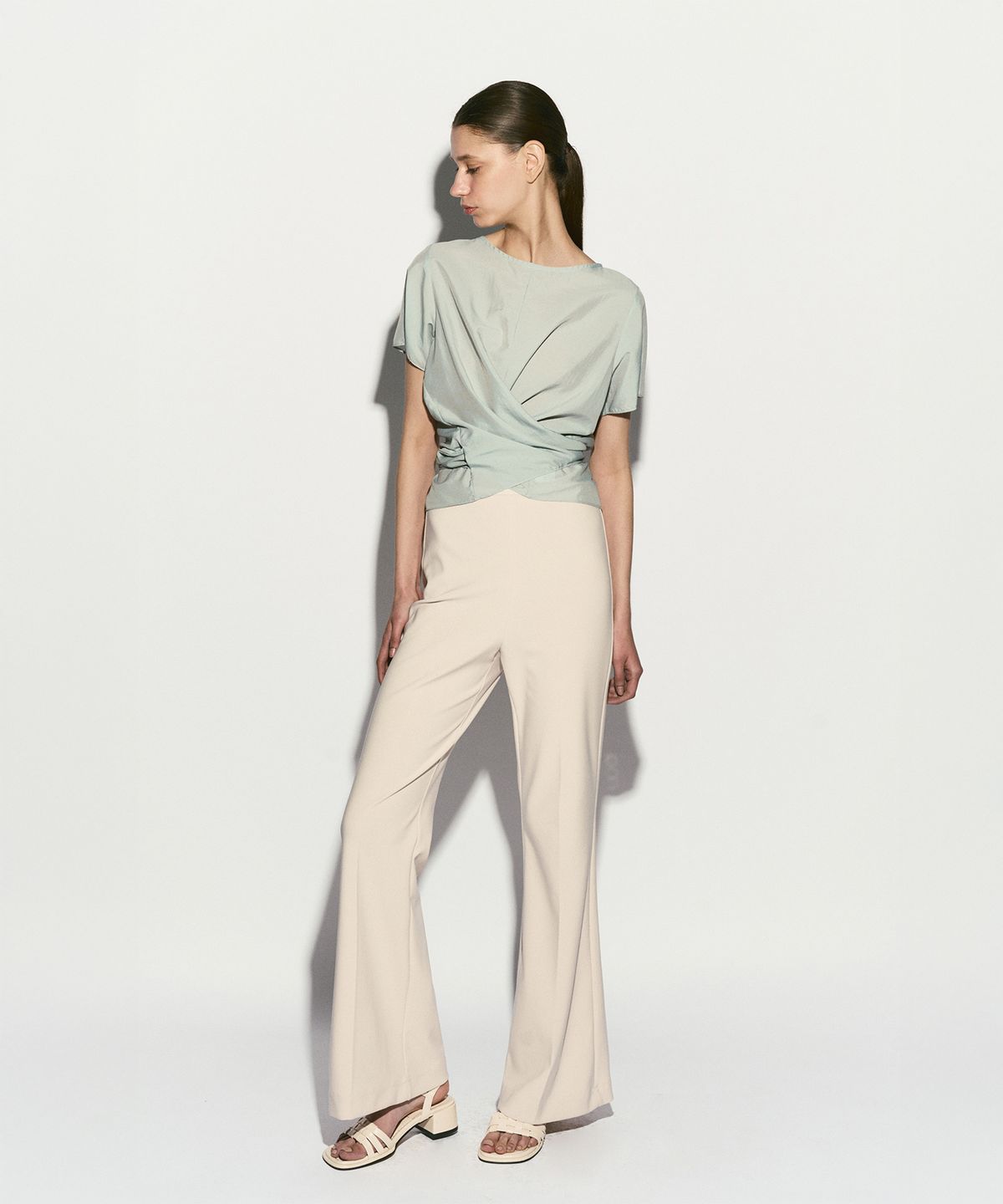 리이(RE RHEE) TIE BACK WRAP BLOUSE MINT