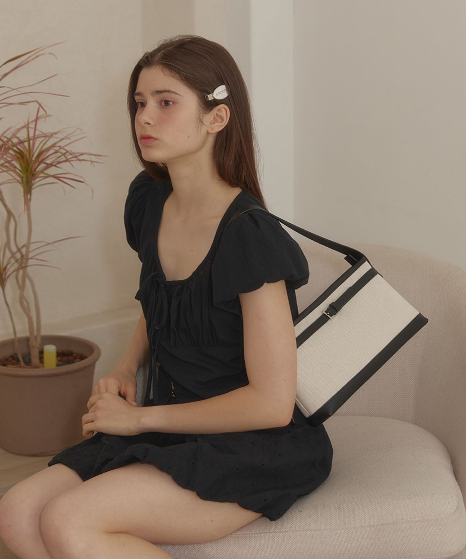 【ANOETIC】ANC BELT SHOULDER BAG_4COLOR ☆送料関税込み☆ MUSINSA | ANOETIC ANC BELT SHOULDER BAG_IVORY