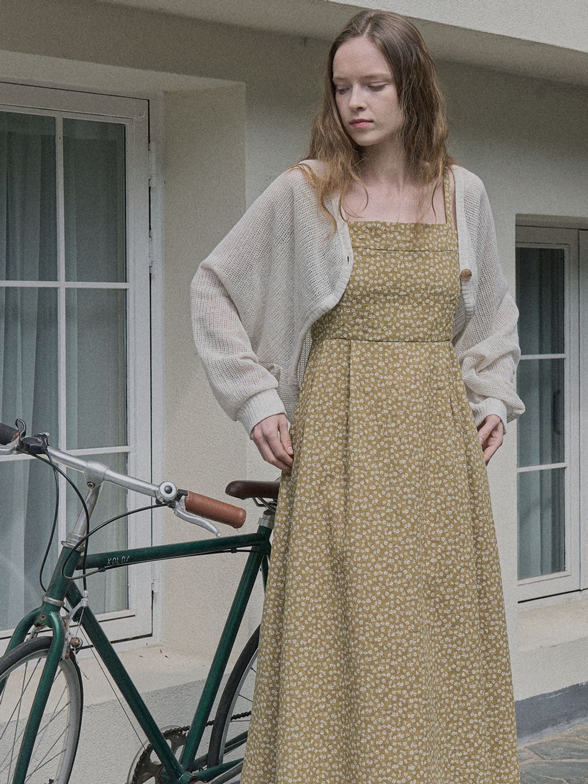 아방(AVANT-G) Floral Pattern Sleeveless Dress - MUSTARD