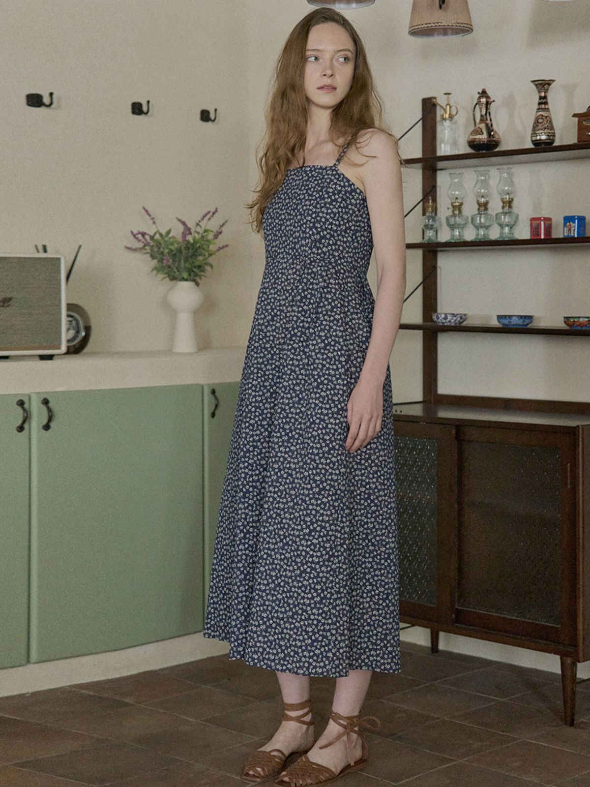 아방(AVANT-G) Floral Pattern Sleeveless Dress - NAVY