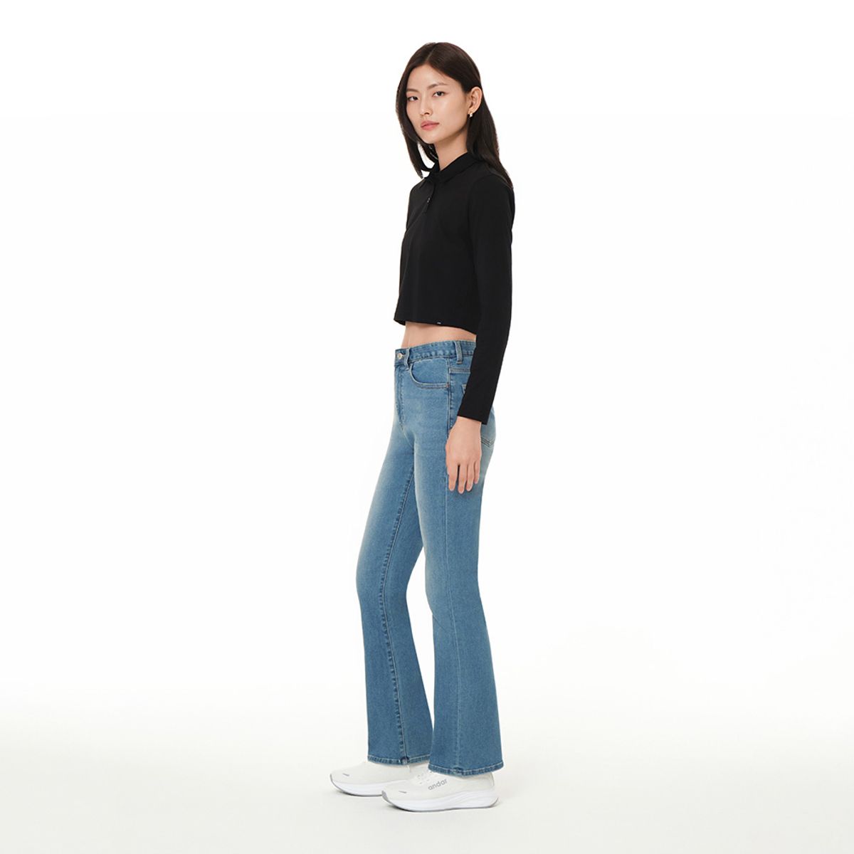 안다르(ANDAR) 에어데님 세미 부츠컷 청바지