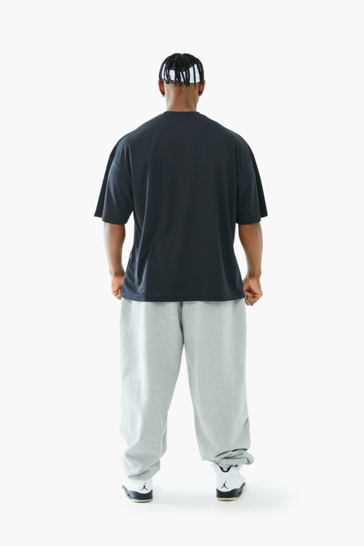 머스콜로(MUSCOLO) [크랙 로고] 에어쿨링 기능성 오버핏 반팔 티셔츠 블랙 화이트