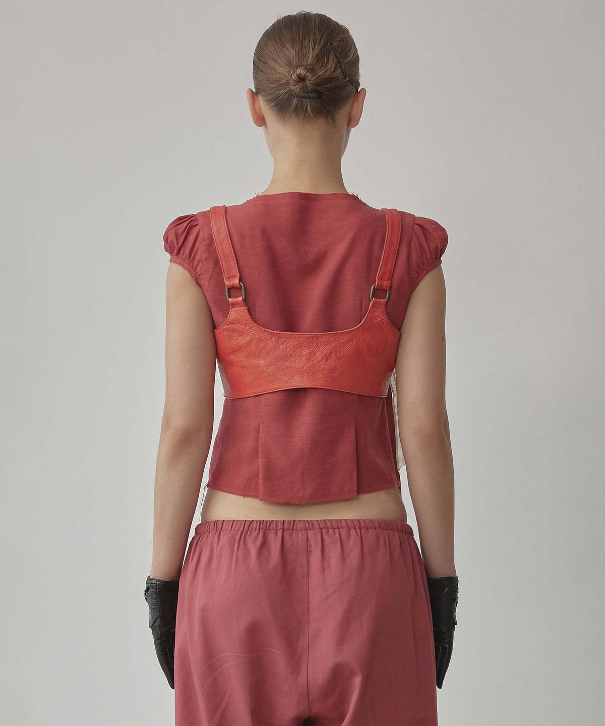 스컬프터(SCULPTOR) Rosetta Puff Shirt Scarlet