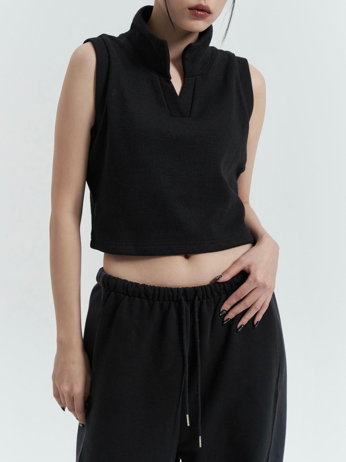 베이디피(VADEFY) 슬리브리스 칼라 탑, 블랙
