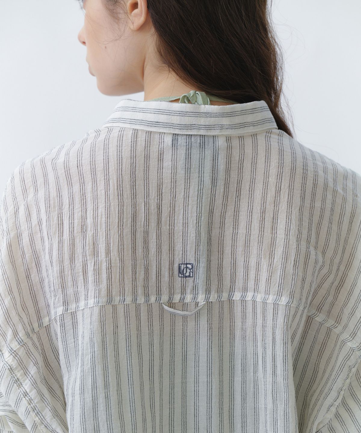 유라고(URAGO) Airy loose sheer shirt