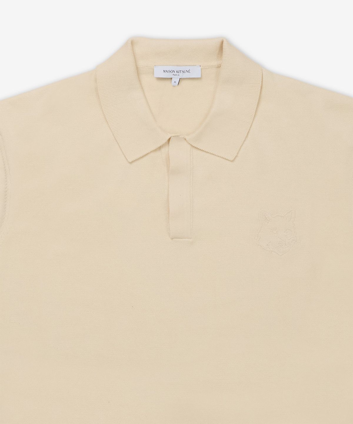 메종 키츠네(MAISON KITSUNE) 볼드 폭스 엠브로이더드 반소매 폴로 셔츠 - 리치 바닐라 / OM00205KT11350145