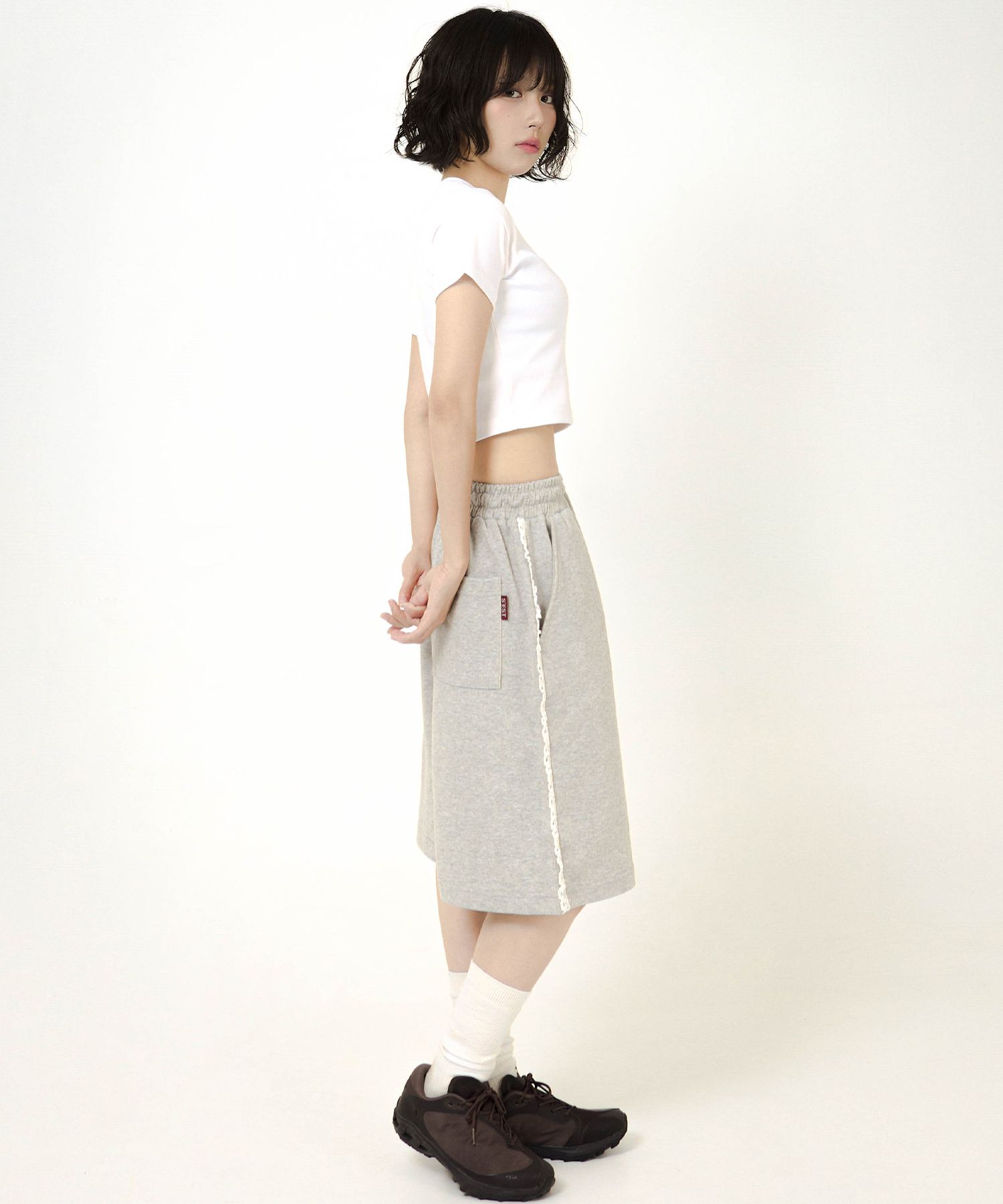 新製品情報も満載 S'EST | MUSINSA Lace Gray Shorts Bermuda Track パンツ