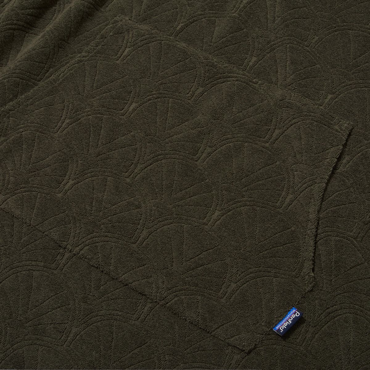 펜필드(PENFIELD) 리조트 쉘 패턴테리 판초 올리브_FR2KJ201