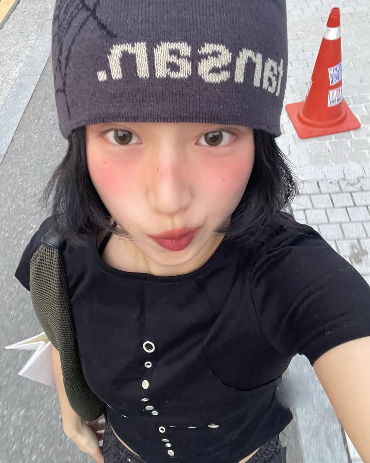 탄산마그네슘(TANSANMAGNESIUM) 자카드 웹 비니 (차콜)