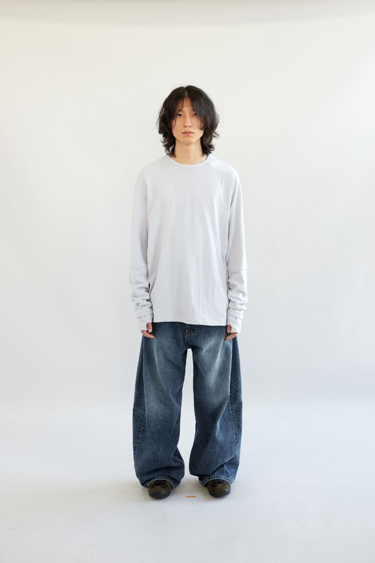 해칭룸(HATCHINGROOM) Wide Curve Jeans Washed Blue