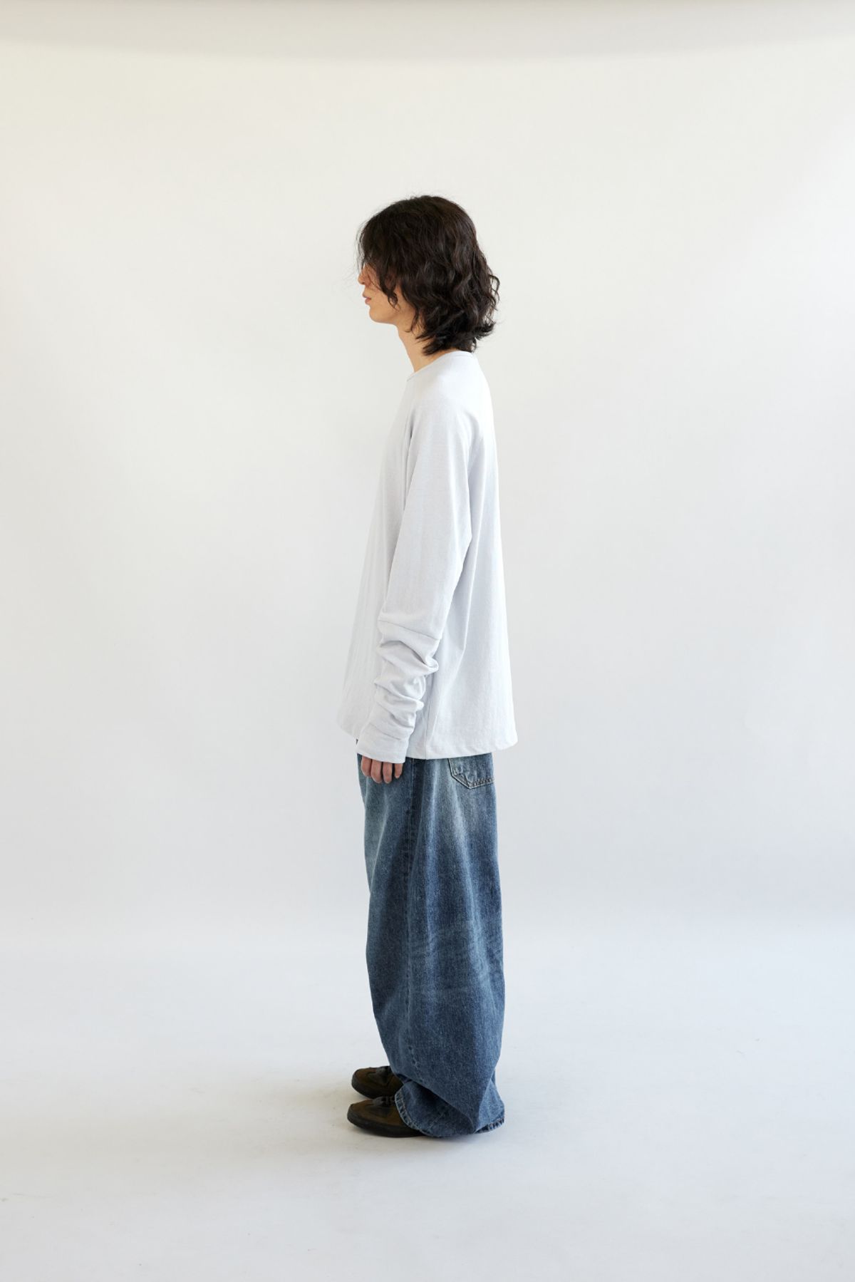 해칭룸(HATCHINGROOM) Wide Curve Jeans Washed Blue