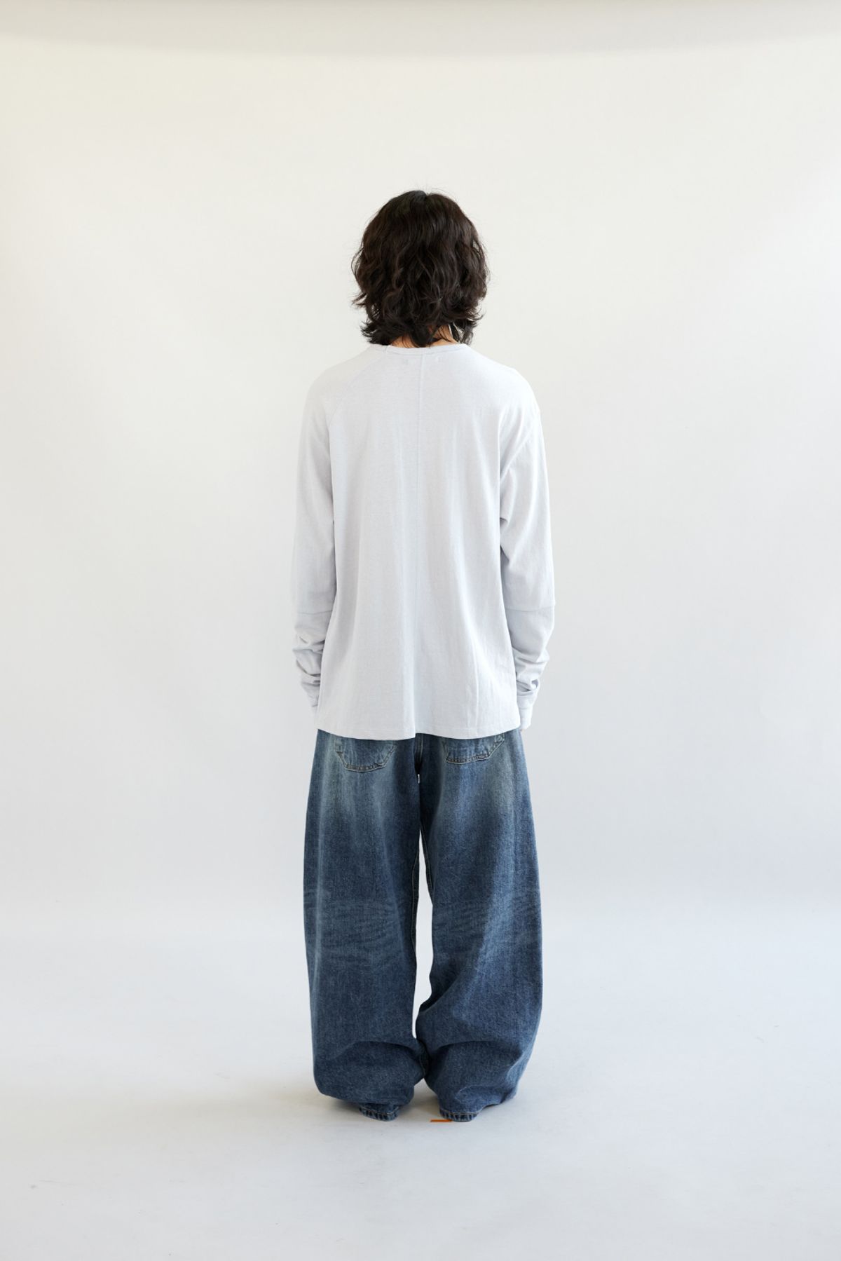해칭룸(HATCHINGROOM) Wide Curve Jeans Washed Blue