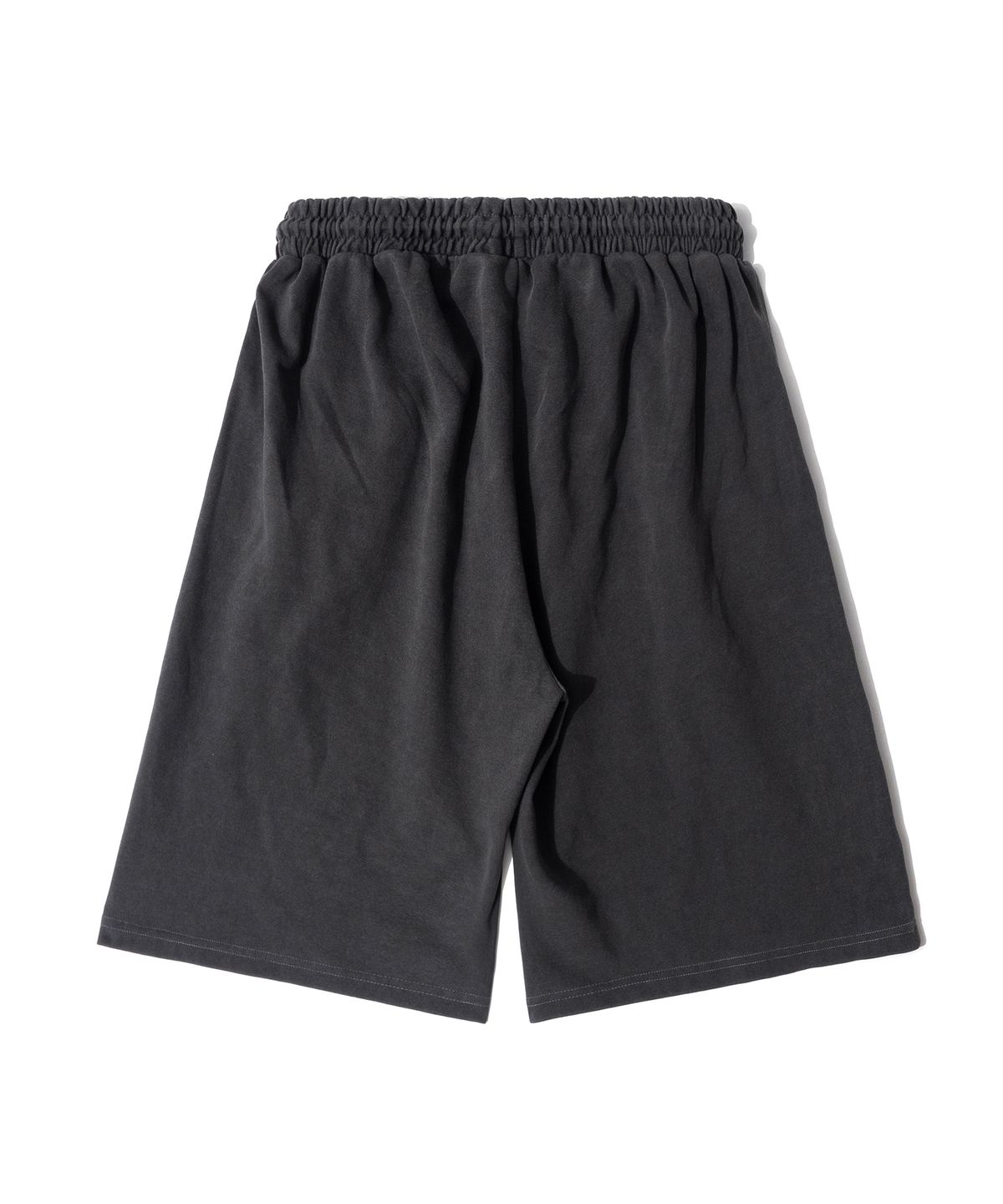 큐티에잇 가먼츠(QT8 GARMENTS) LB Washed Wide Bermuda Sweat Shorts (Charcoal)