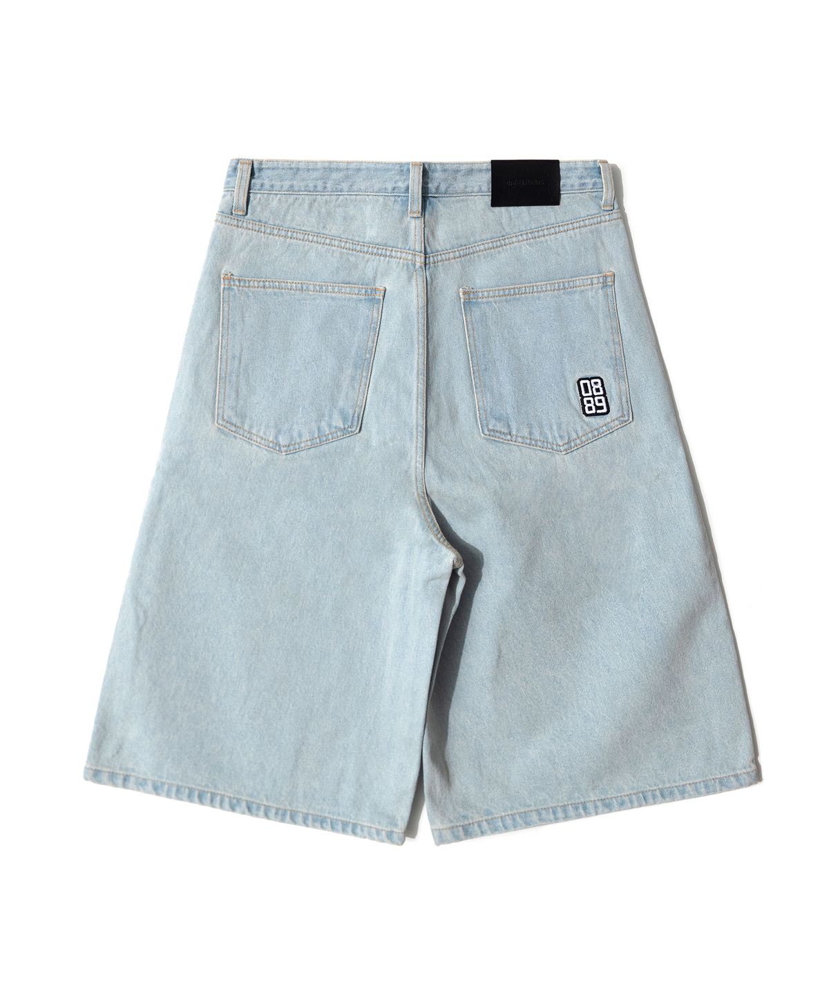 큐티에잇 가먼츠(QT8 GARMENTS) LB Denim Wide Bermuda Shorts (Ice Blue)