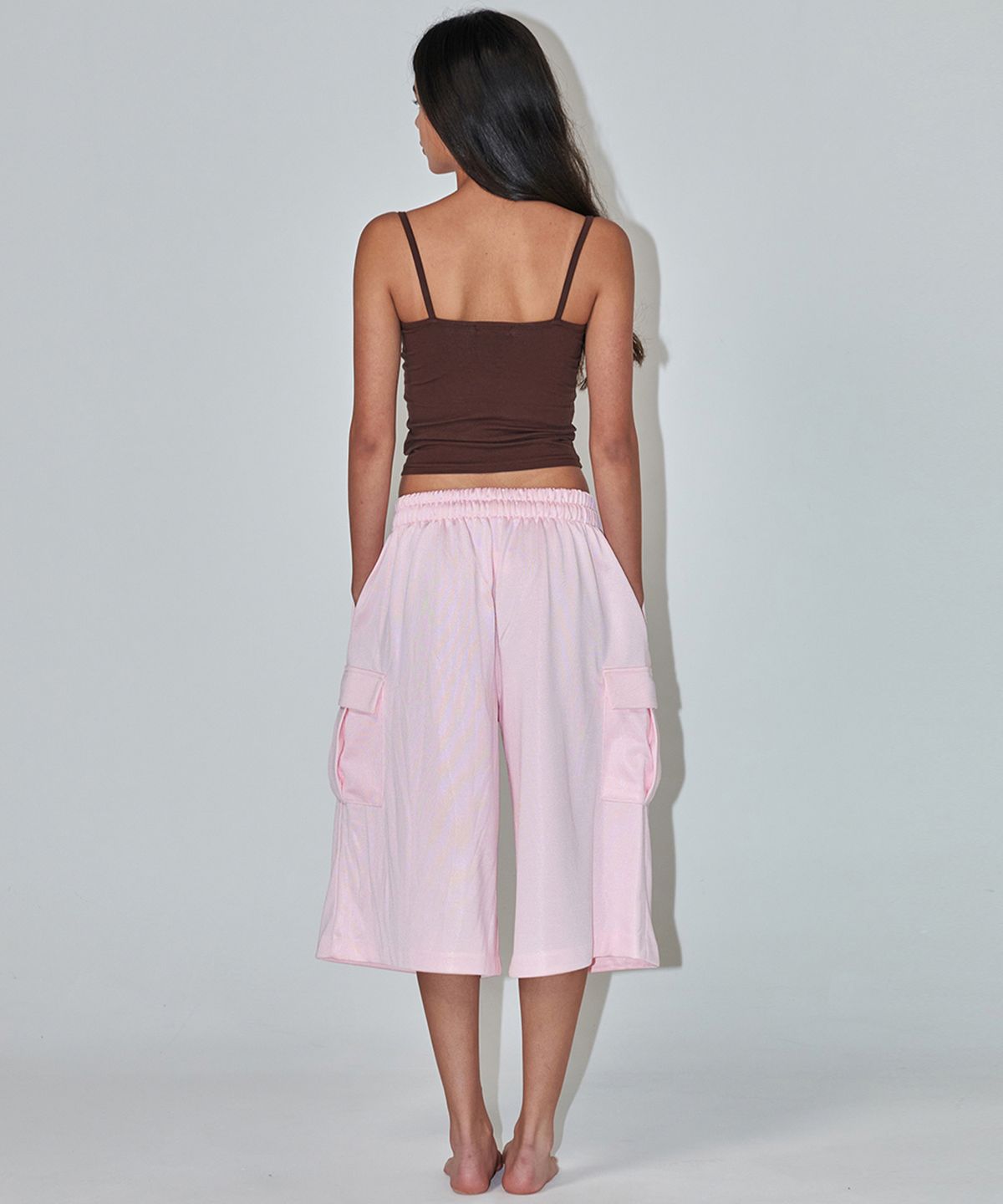 에이알유(A.R.U) BASIC SLEEVELESS