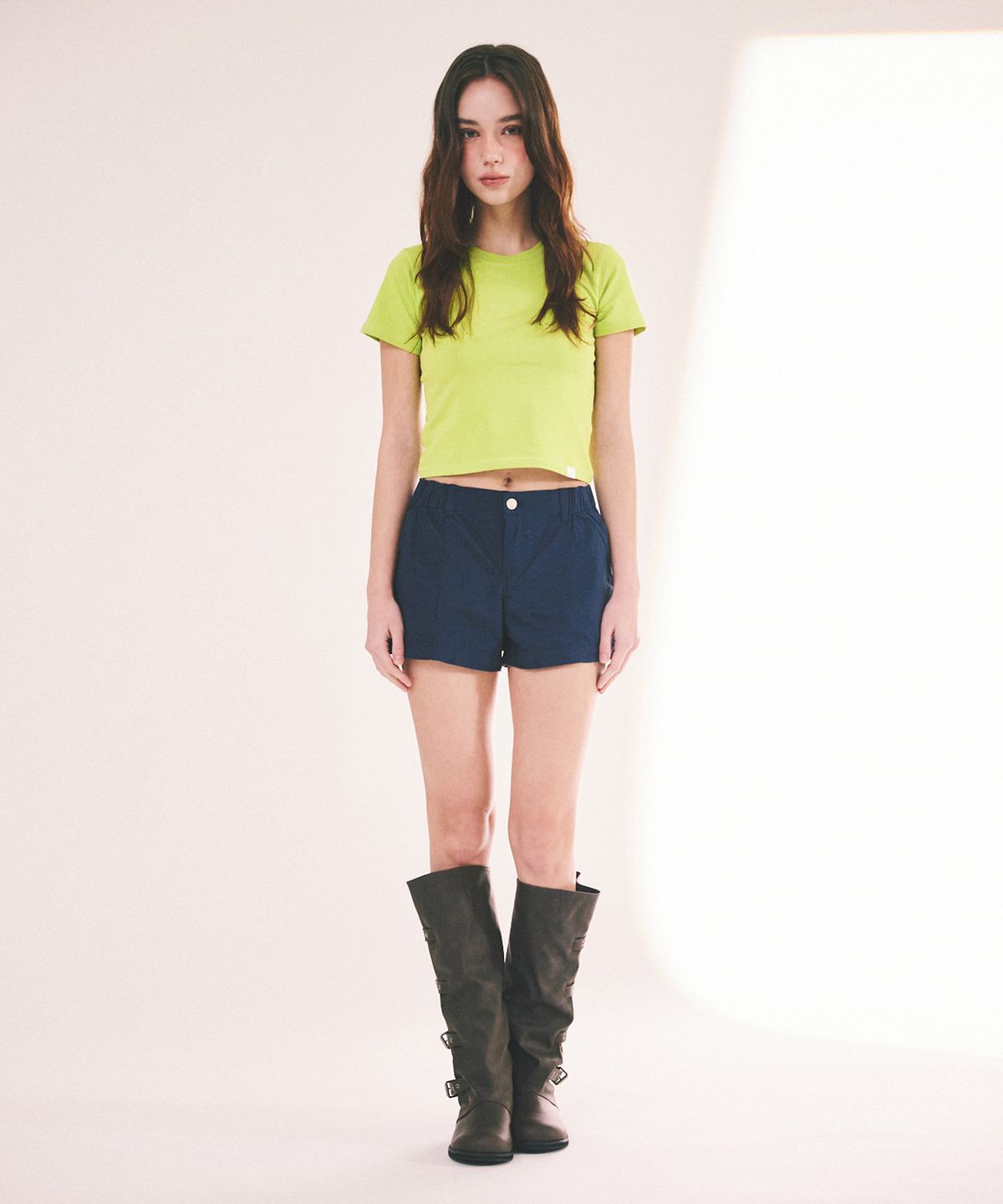 에이알유(A.R.U) CROP BAGGY TEE
