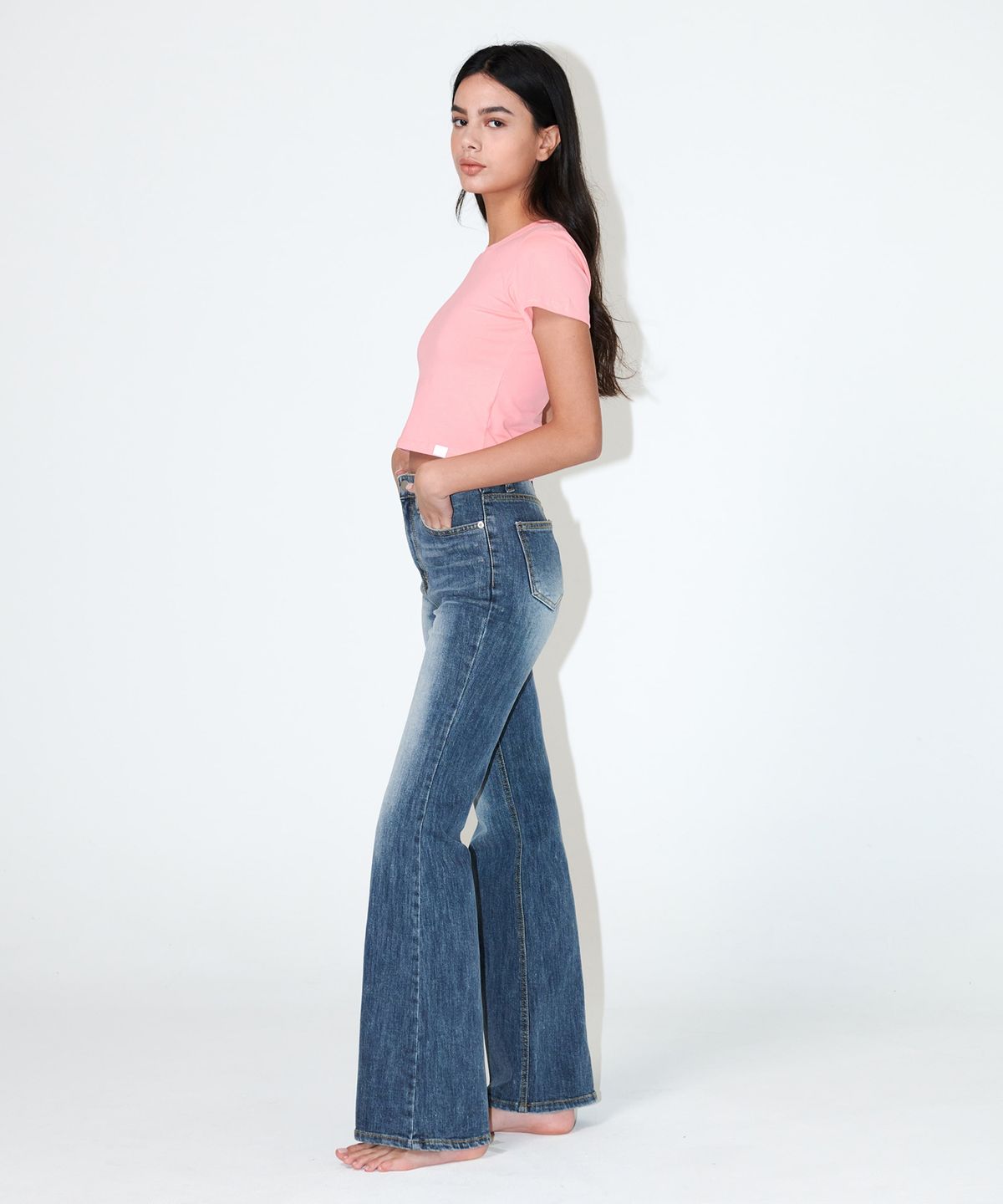 에이알유(A.R.U) CROP BAGGY TEE