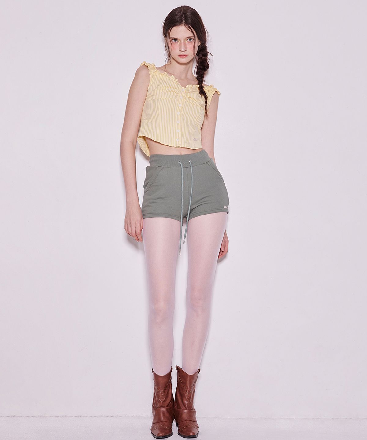 에이알유(A.R.U) RUFFLE SMOCK BLOUSE