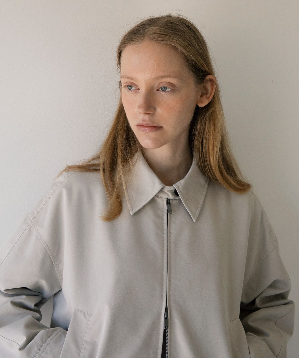 어나더오피스 우먼(ANOTHER OFFICE WOMEN) w. Bold Harrington Jacket (Soy)