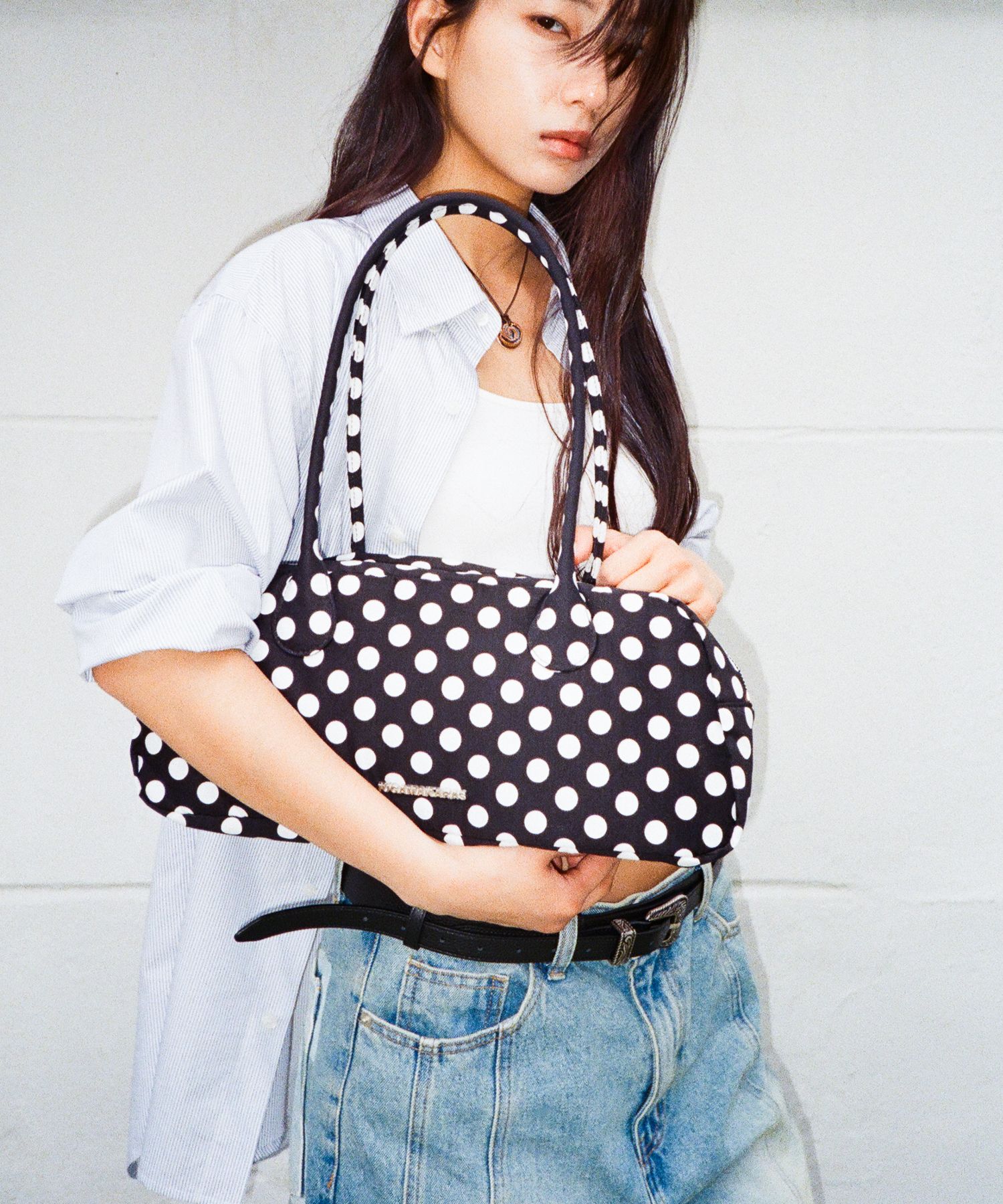 IUGAMAKARAS★韓国★人気★Dot Pattern Baguette Bag (Black) MUSINSA公式 | IUGAMAKARAS Dot Pattern Baguette Bag (Black)