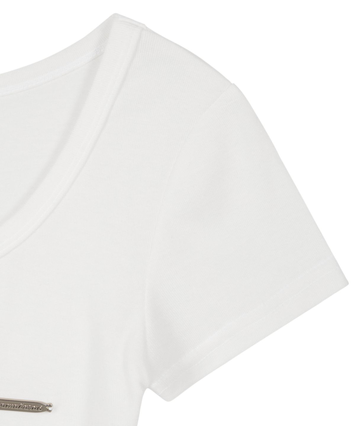 이우가마카라스(IUGAMAKARAS) U-Neck Fitted Half Top (White)