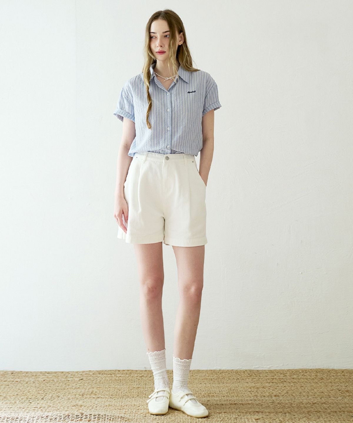 슬로우롤리(SLOWLOLLI) Accent stripe short-sleeve shirt_2 Colors