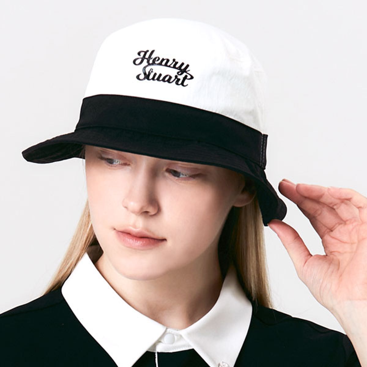 헨리스튜어트(HENRY STUART) 자외선 차단 컬러블럭 버킷햇 골프모자 화이트