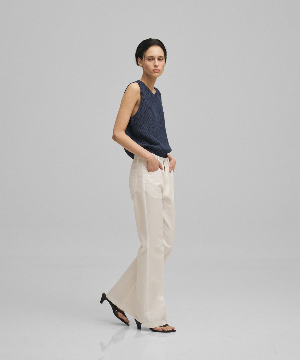 어나더오피스 우먼(ANOTHER OFFICE WOMEN) w. Tailored Twill Bootcut Pants (Off White)