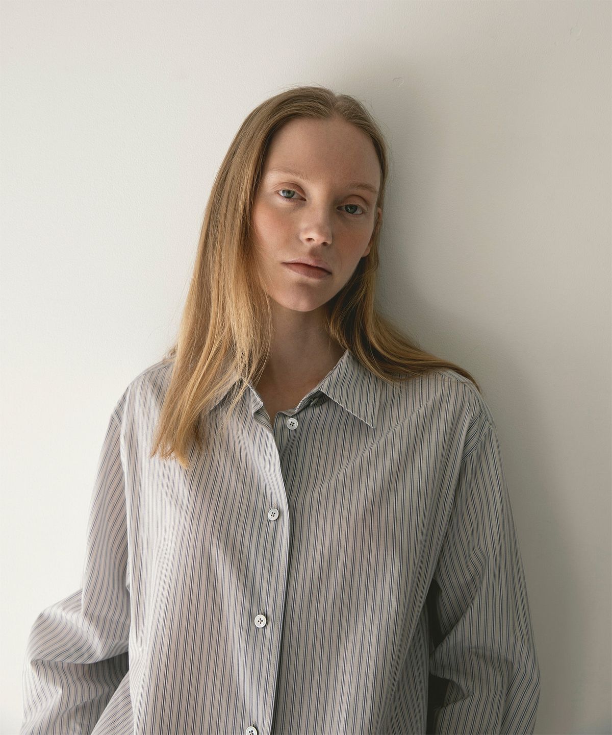 어나더오피스 우먼(ANOTHER OFFICE WOMEN) w. Oversized Stripe Shirt (Gray-Blue)