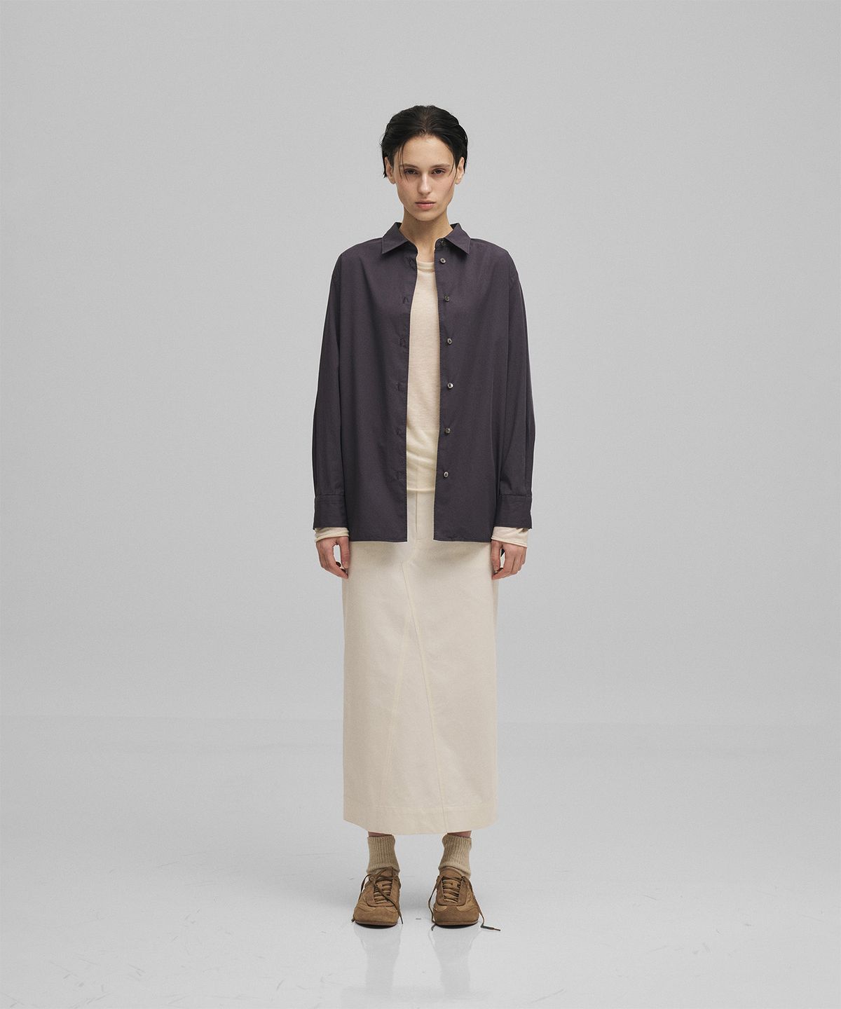 어나더오피스 우먼(ANOTHER OFFICE WOMEN) w. Oversized Garment Shirt (Sumi)