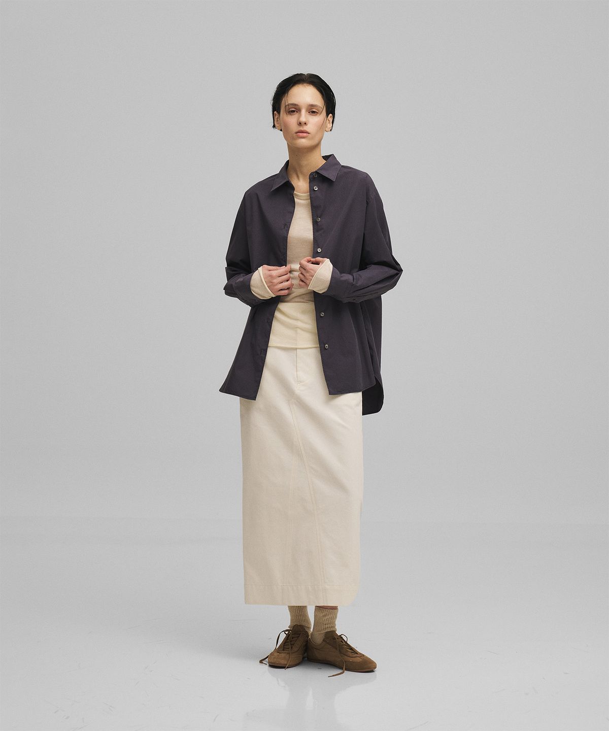 어나더오피스 우먼(ANOTHER OFFICE WOMEN) w. Oversized Garment Shirt (Sumi)